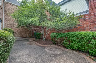 7984 Caruth Ct, Dallas, TX 75225 - Photo 29