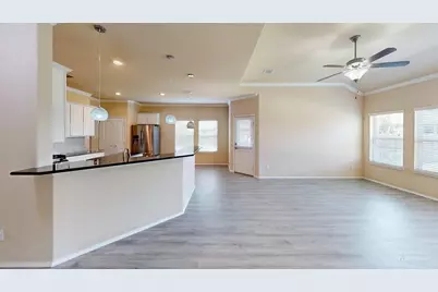 400 Plum Court, Burleson, TX 76028 - Photo 5