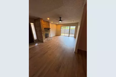 2205 Bowling Green Street, Denton, TX 76201 - Photo 3