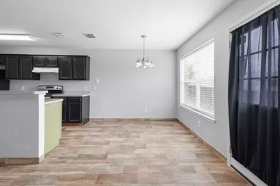 2322 Kingsway Drive, Arlington, TX 76012 - Photo 5