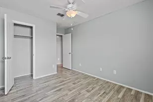2322 Kingsway Dr, Arlington, TX 76012 - Photo 19