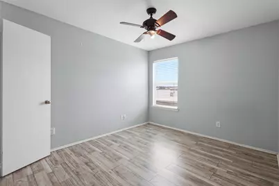 2322 Kingsway Drive, Arlington, TX 76012 - Photo 11