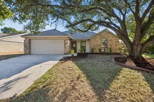 7208 Meadowbrook Dr, Watauga, TX 76148 - Photo 1