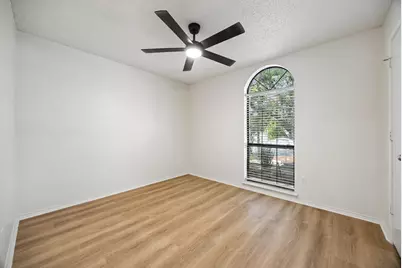 7208 Meadowbrook Drive, Watauga, TX 76148 - Photo 17