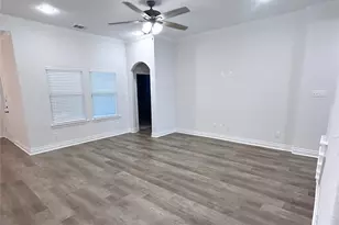 8406 Grant Ln, Greenville, TX 75402 - Photo 5