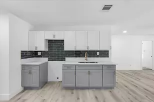 3725 Raphael St, Fort Worth, TX 76119 - Photo 11