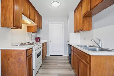 609 Race Street #A, Crowley, TX 76036 - Photo 7