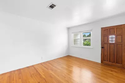 777 Cullum Avenue, Hurst, TX 76053 - Photo 3