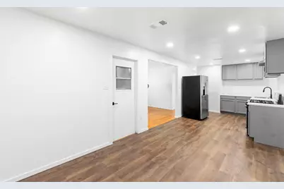 777 Cullum Avenue, Hurst, TX 76053 - Photo 11