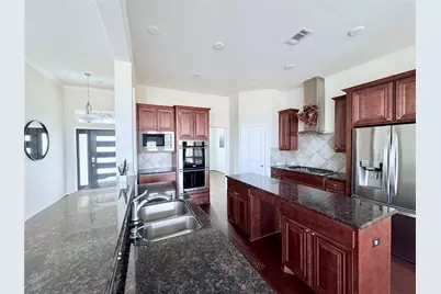 7061 Whispering Oaks, McKinney, TX 75071 - Photo 11
