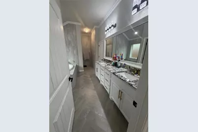 4005 Gallivant Drive, Granbury, TX 76049 - Photo 11