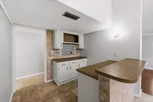 2614 Creekview Dr, Arlington, TX 76016 - Photo 17