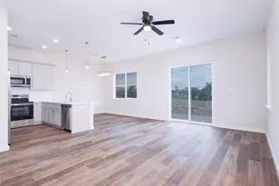 712 N Sycamore, Hico, TX 76457 - Photo 5