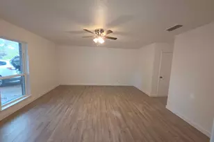 3522 Valley View Rd, Denton, TX 76209 - Photo 1