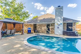 6032 Hilltop Dr, Watauga, TX 76148 - Photo 25