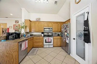 2701 Valley Ridge Lane, Sherman, TX 75092 - Photo 7