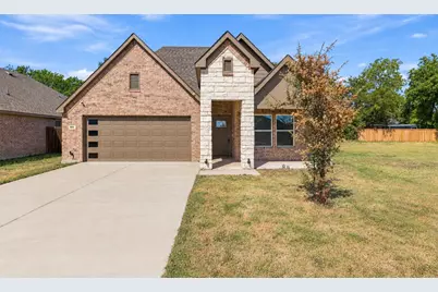 804 S Adelaide Street, Terrell, TX 75160 - Photo 1