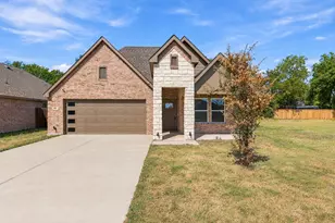 804 S Adelaide St, Terrell, TX 75160 - Photo 1