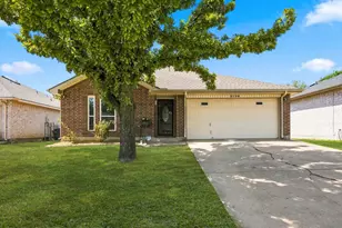 3129 Walingford Dr, Grand Prairie, TX 75052 - Photo 1