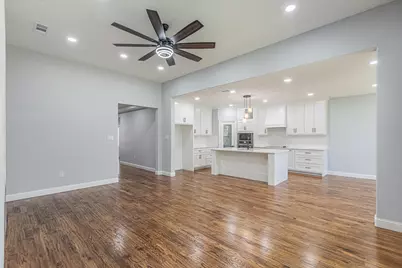 109 Gordons Circle, Runaway Bay, TX 76426 - Photo 9