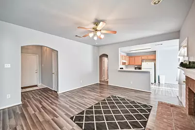 415 Preston Drive, Cleburne, TX 76033 - Photo 5
