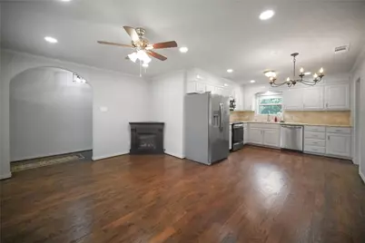 128 Oak Creek Street, Jacksboro, TX 76458 - Photo 7
