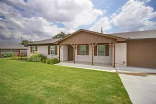 128 Oak Creek St, Jacksboro, TX 76458 - Photo 5