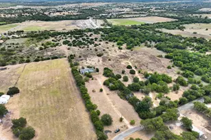8620 County Rd 1014, Joshua, TX 76058 - Photo 1