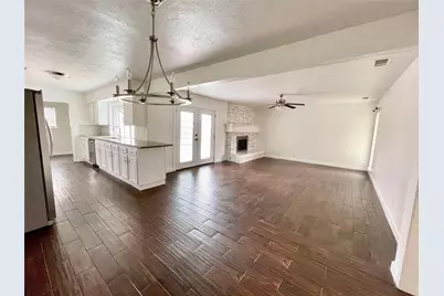 1305 W Spring Creek Parkway, Plano, TX 75023 - Photo 5