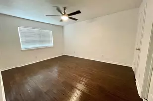 1305 W Spring Creek Pkwy, Plano, TX 75023 - Photo 11
