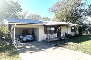 407 N Files St, Itasca, TX 76055 - Photo 1