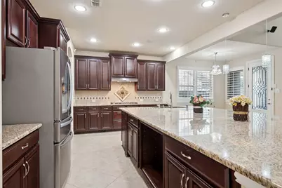 7211 Beranger Drive, Irving, TX 75063 - Photo 9