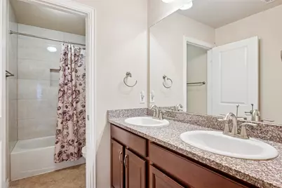 7211 Beranger Drive, Irving, TX 75063 - Photo 19