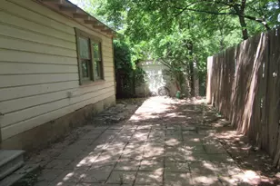 1430 S 12th St, Abilene, TX 79602 - Photo 3