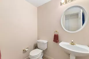 534 Winston St, Grand Prairie, TX 75052 - Photo 17