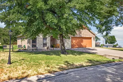 315 Canoe Court, Gun Barrel City, TX 75156 - Photo 3