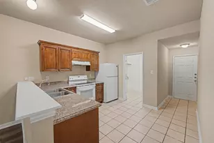 3126 Cherry Ln, Fort Worth, TX 76116 - Photo 5
