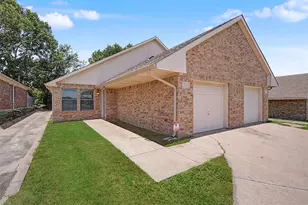 3126 Cherry Ln, Fort Worth, TX 76116 - Photo 1