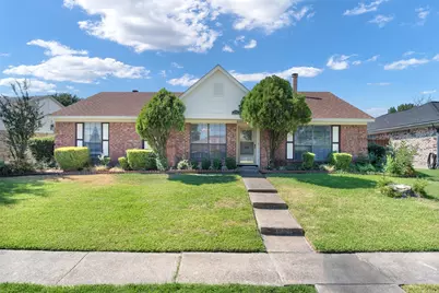 1002 Courtney Drive, Mesquite, TX 75150 - Photo 1