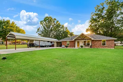 650 Fendley, Blossom, TX 75416 - Photo 21