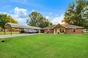 650 Fendley, Blossom, TX 75416 - Photo 21