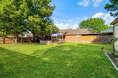 650 Fendley, Blossom, TX 75416 - Photo 19