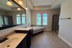950 Brook Forest Ln, Euless, TX 76039 - Photo 13