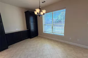 950 Brook Forest Ln, Euless, TX 76039 - Photo 3