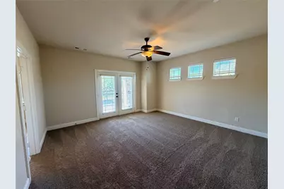 950 Brook Forest Lane, Euless, TX 76039 - Photo 11