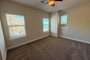 950 Brook Forest Ln, Euless, TX 76039 - Photo 13