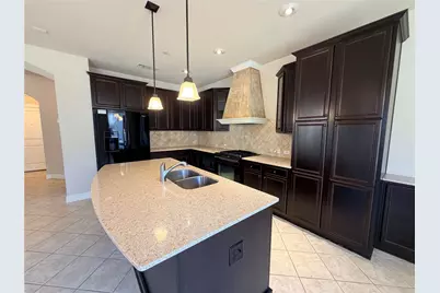 950 Brook Forest Lane, Euless, TX 76039 - Photo 9