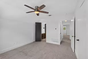 1000 Cherry Ct, Hurst, TX 76053 - Photo 25