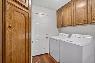 1000 Cherry Court, Hurst, TX 76053 - Photo 31