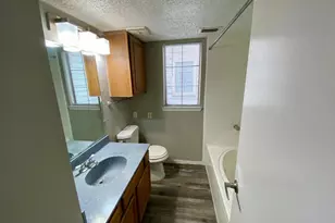 9823 Summerwood Circle, Dallas, TX 75243 - Photo 11